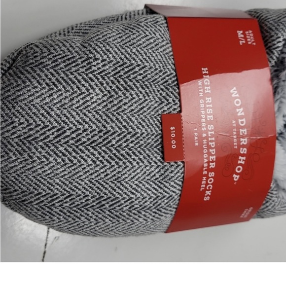 New! Wondershop Fleece Lined Pull-On Slippers with Huggable Heel & Grippers - Picture 3 of 10